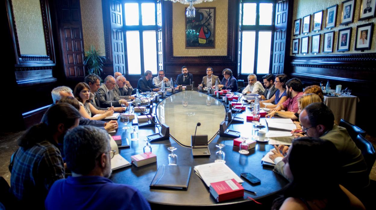 Reunión de la Mesa del Parlament