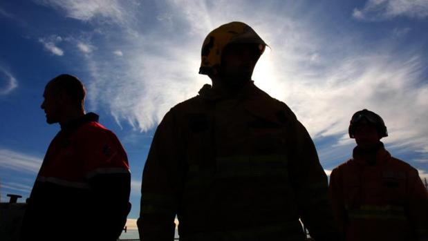 Muere un conductor de 29 años tras chocar su furgón con un autocar en Orihuela