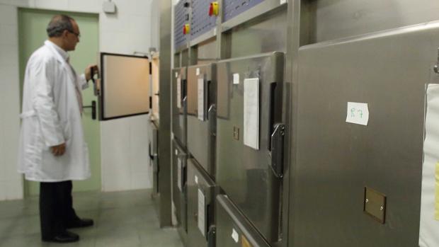 Muere en un piso compartido y tardan días en darse cuenta de que estaba muerto