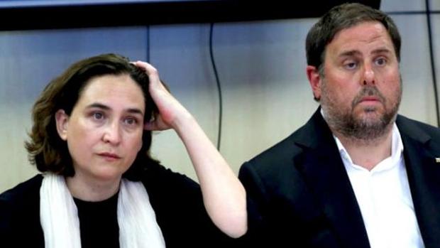 Ada Colau visita a Oriol Junqueras en la prisión de Lledoners