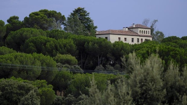 Disputa entre Tres Cantos y Madrid por la acogida de inmigrantes en el Palacio Valdés