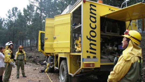 Controlado un incendio declarado en una zona de bosque en Almansa