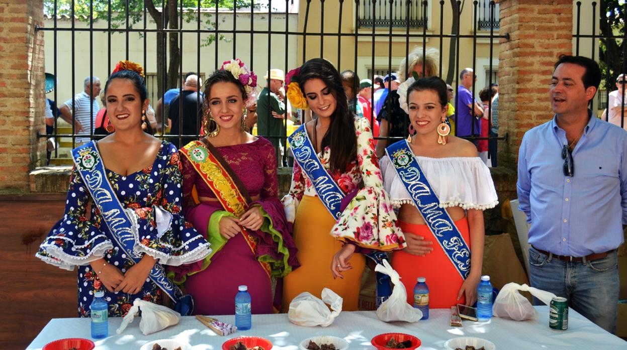 En el concurso de calderetas se pudo disfrutar también de otros platos típicos castellano-manchegos