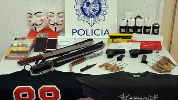 Cinco detenidos por acosar y amenazar a agentes de la Policía Nacional en Toledo