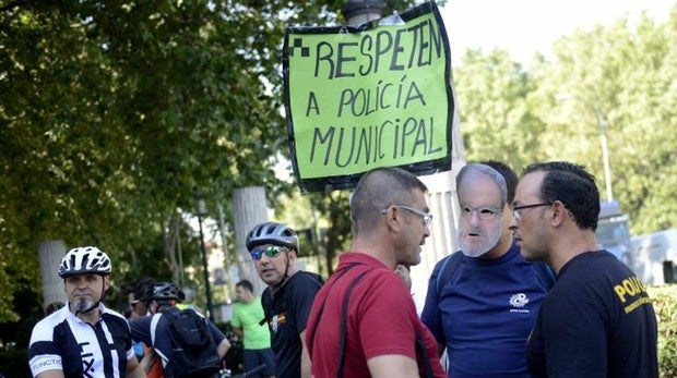 Trabajo investiga la situación sufrida por los policías en el Orgullo y Mad Cool