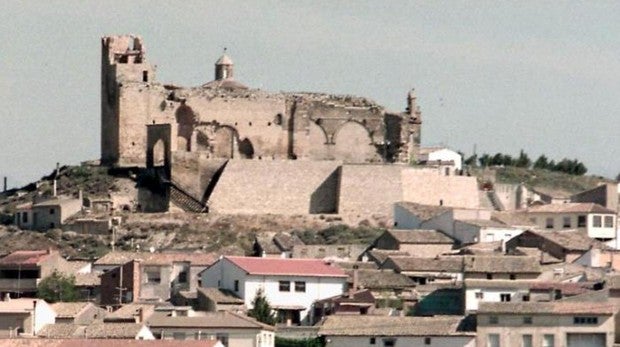 Una mujer vive junto al cadáver en descomposición de su madre durante meses en Almudévar (Huesca)