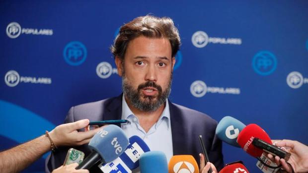 El PP denuncia que Sánchez «amordaza al Senado para ocultar una subida de impuestos»