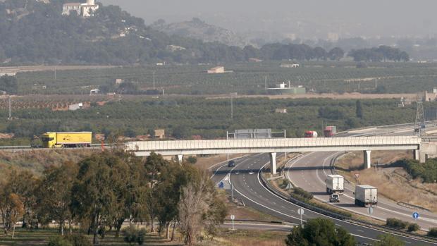 Muere un motorista y una mujer en sendos accidentes frontales en Morella y Vinaroz