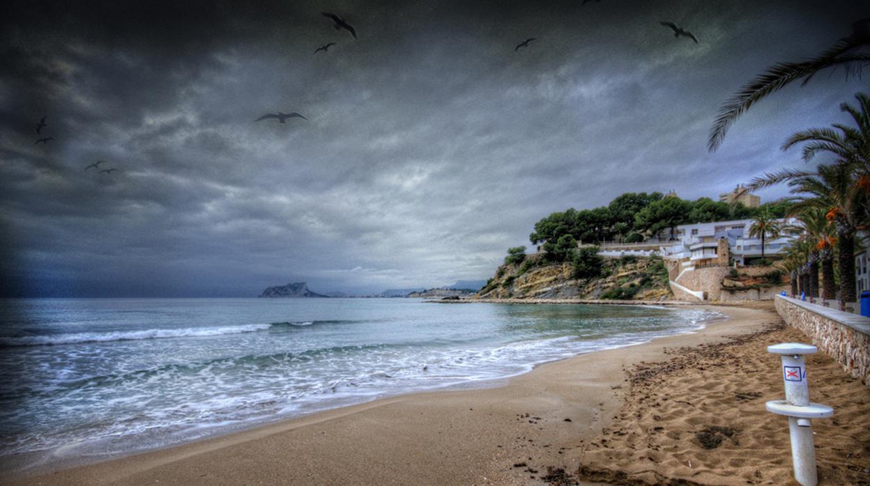 Imagen de una playa en Moraira
