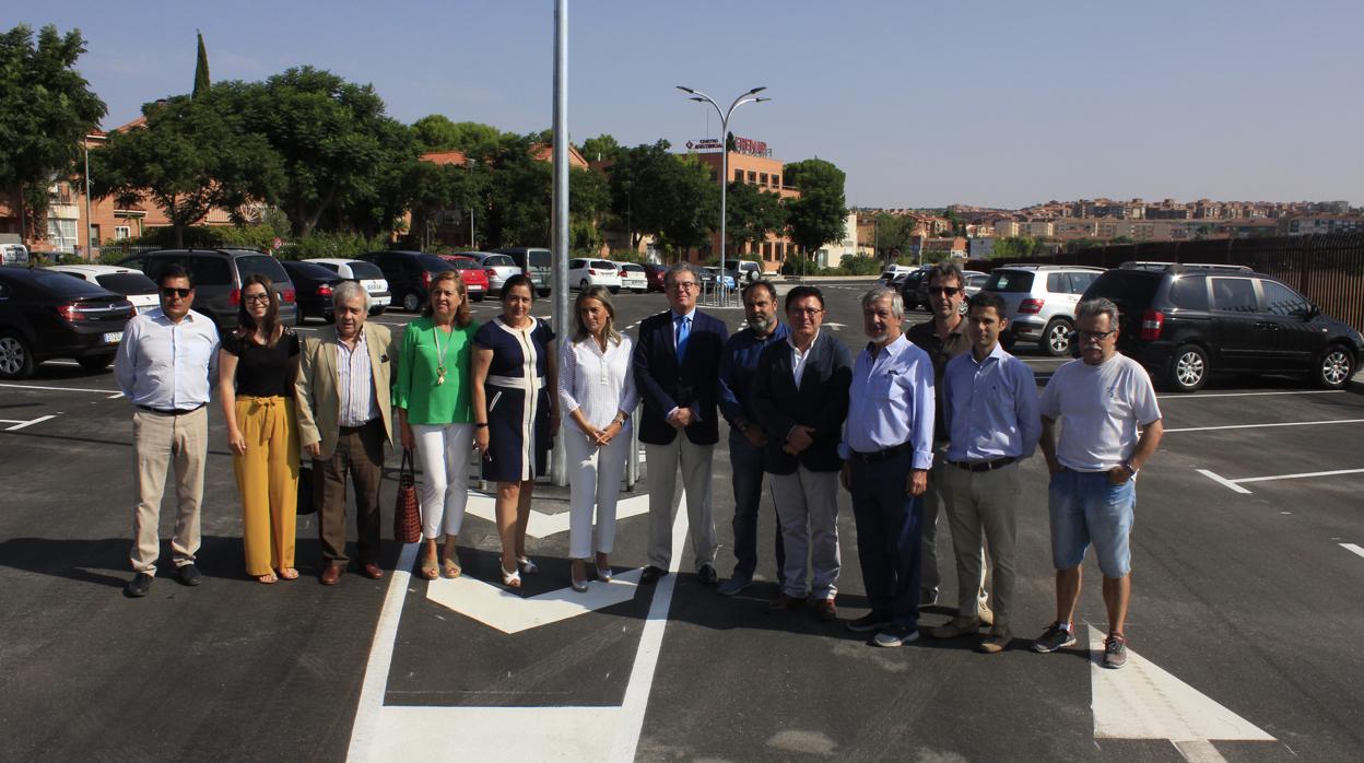 La alcaldesa y el rector viistaron ayer la obra realizada