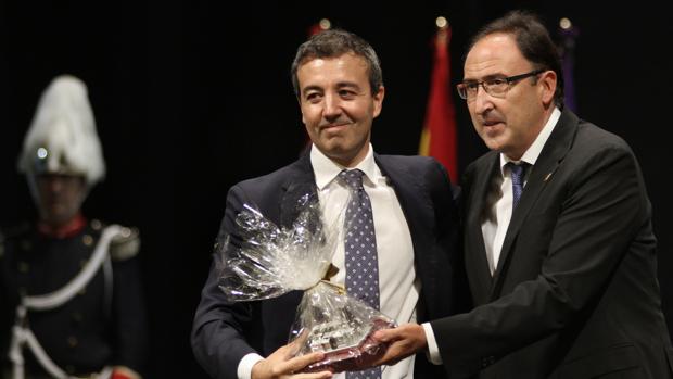 El cirujano Calderón Nájera: «Ser de Palencia me mantiene cercano y humilde»