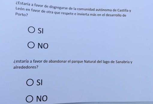 Preguntas en la papeleta del reférendum realizado en el pueblo