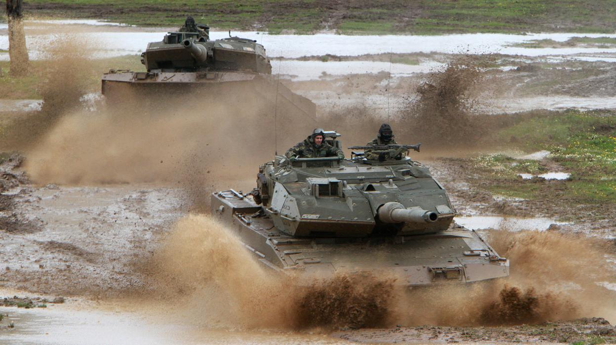 Carros de combate Leopard 2E de la Brigada de Infantería Mecanizada «Extremadura» XI