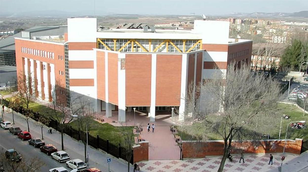 Edificio Multidepartamental del campus de Guadalajara de la Universidad de Alcalá.