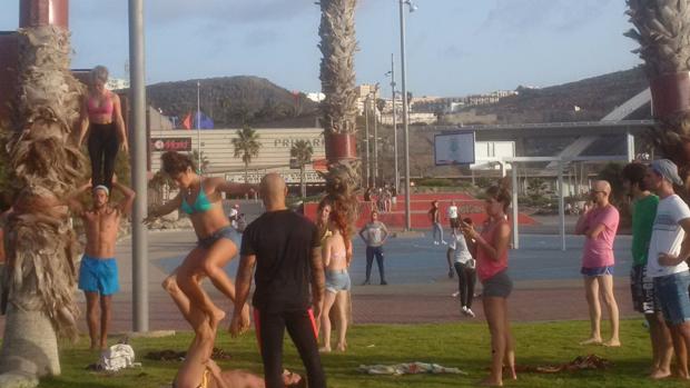 Ya puedes comprar todos los domingos y festivos en estos centros comerciales de Canarias