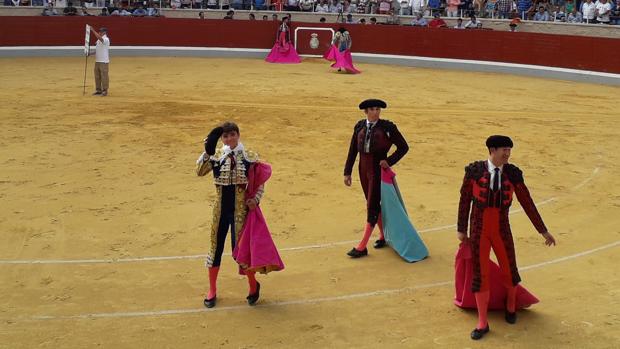 Balconero le quita la miel de los labios a Isiegas