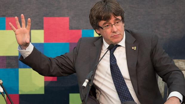 Puigdemont viaja a Suiza para participar en una fiesta del cantón del Jura