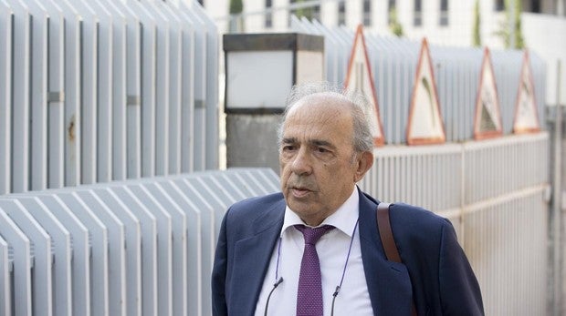 El director del «mastergate» y dos profesoras declaran hoy ante la juez