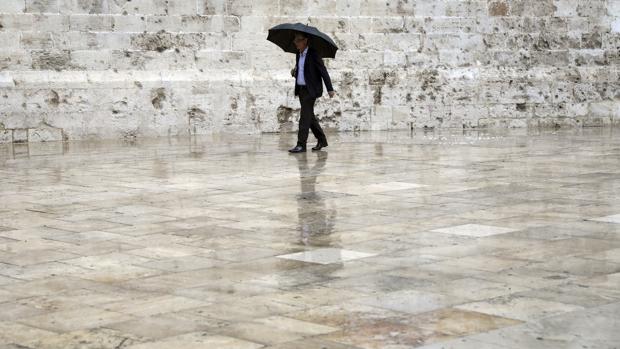 El tiempo en Valencia: alerta naranja por la gota fría para este lunes