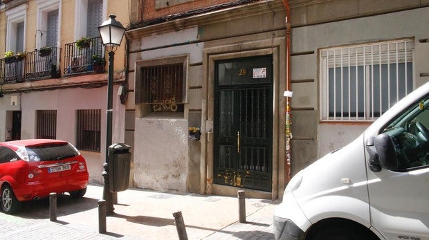 Los vecinos de la calle más peligrosa de Malasaña: «Esto es un infierno. Así no se puede vivir»