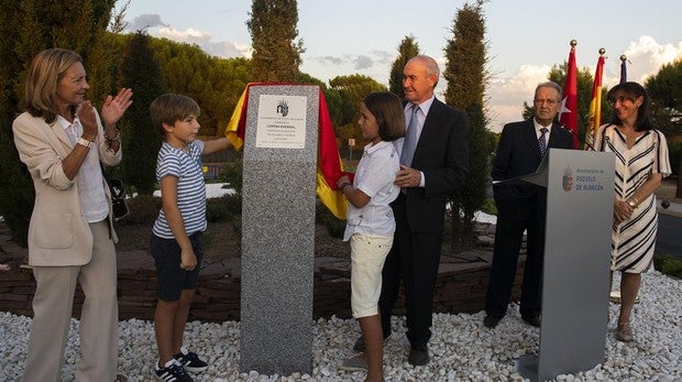 Homenaje de Pozuelo a Lorena Enebral, la cooperante fallecida en Afganistán