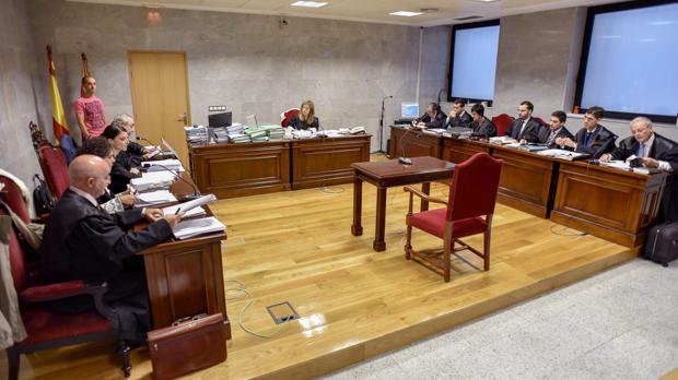 Condenados varios excargos del PNV por el fracaso de la planta de purines de Carranza