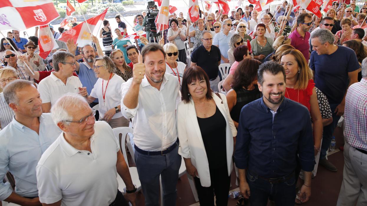 Borrell, Puente, Narbona y Tucanda, en el acto de presentación de la candidatura del Alcalde de Valladolid