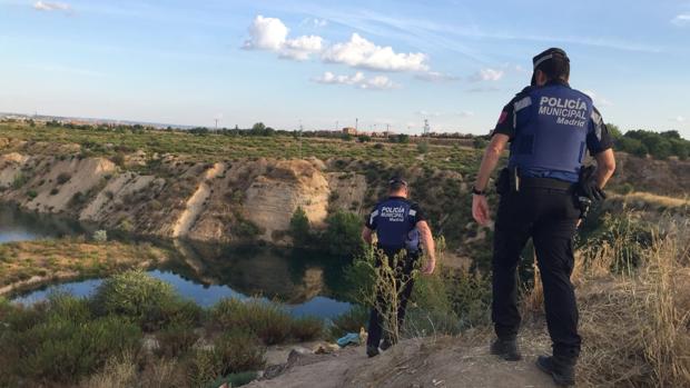 Hallan el cuerpo sin vida del joven de 20 años desaparecido cuando se bañaba en una laguna