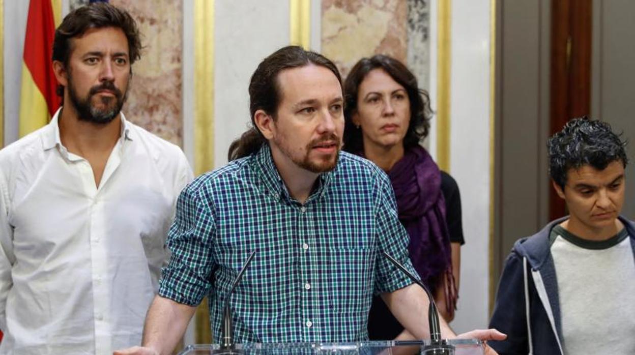 El secretario general de Podemos, Pablo Iglesias, este jueves en el Congreso de los Diputados