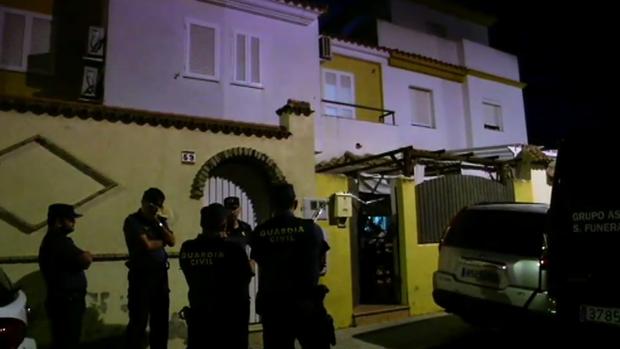 Detienen a una mujer por matar presuntamente a su pareja en Chiclana