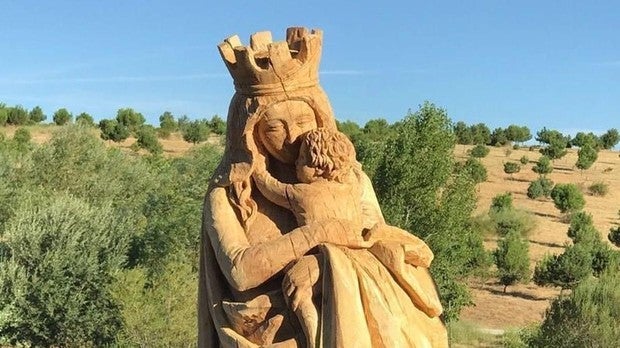 El Ayuntamiento de Madrid retirará la talla de una Virgen del parque de Valdebebas