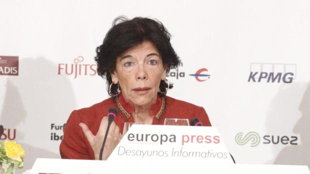 Celaá sale en defensa de Torra: «No parece responsable, no ha llamado a la violencia»