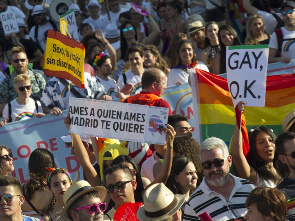 Manifestación del Orgullo Gay en las calles de Madrid