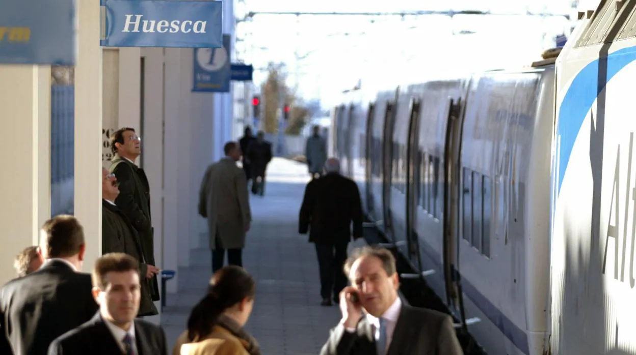 Estación de Huesca, integrada en la red del AVE