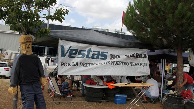 La plantilla de Vestas acepta un «buen» preacuerdo para el ERE