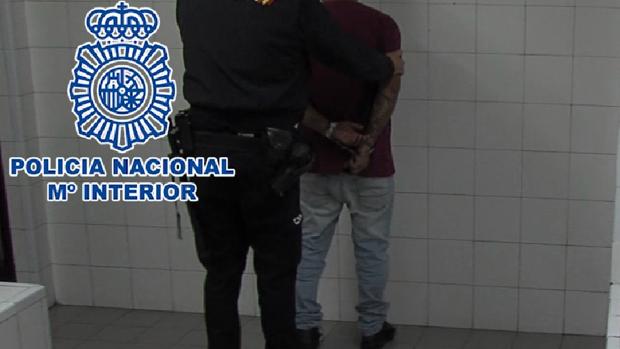 Brutal crimen en Delicias: le golpean con una silla y el cartel del menú de un bar