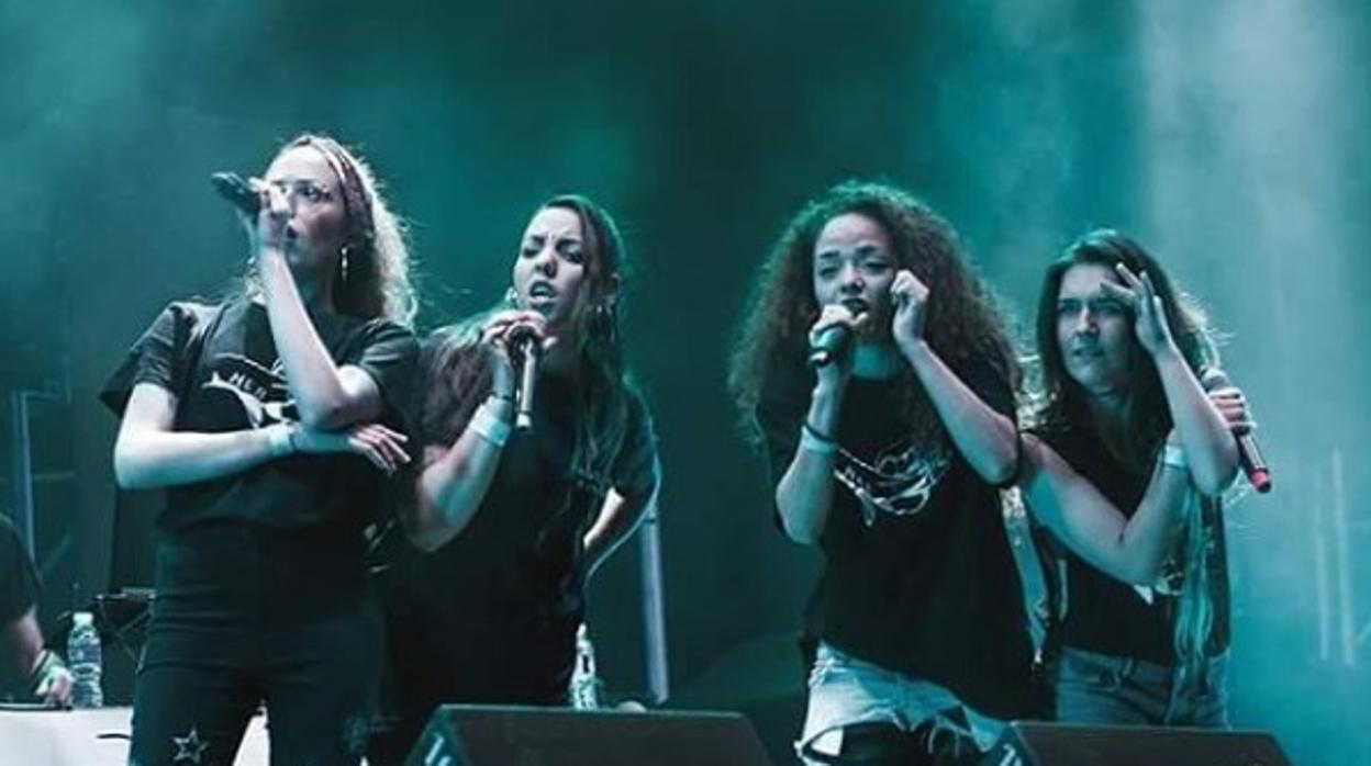 Las integrantes de Machete en Boca, durante un concierto