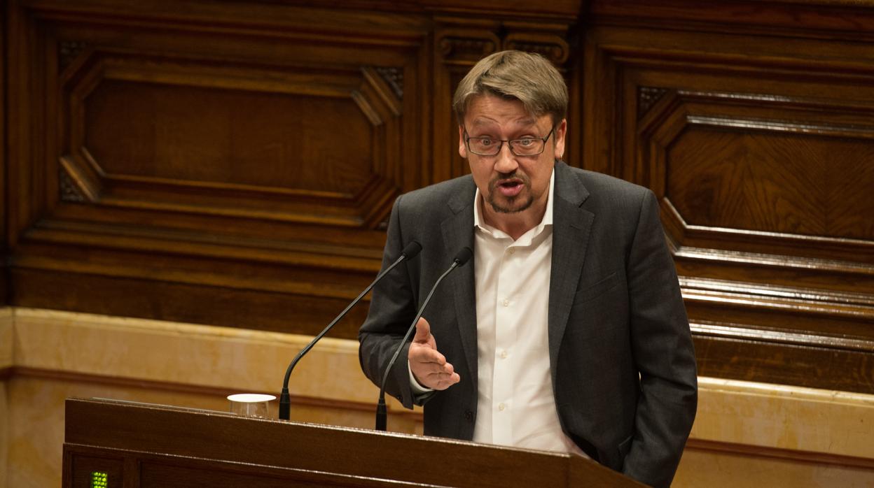 Xavier Domènech en el parlamento catalán