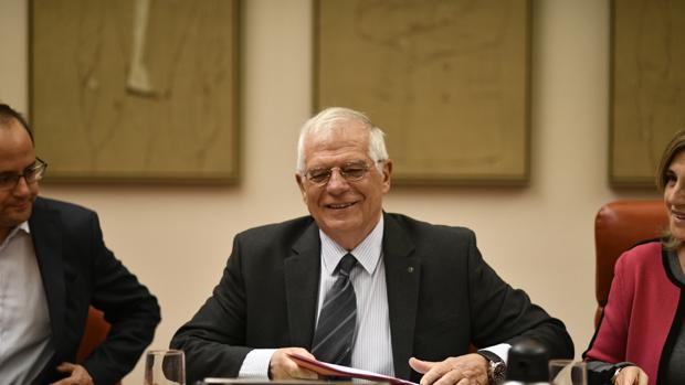 Borrell culpa a Podemos de no dar prioridad a la política de cooperación en los Presupuestos