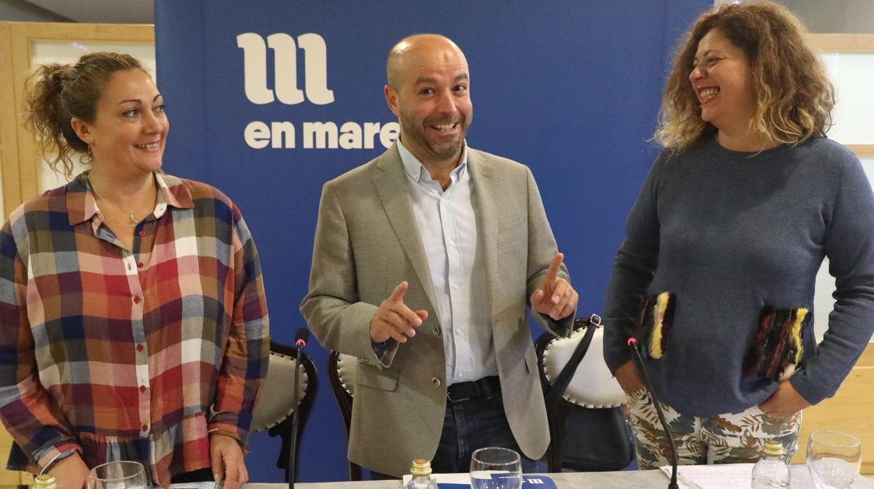 El portavoz de En Marea, Luís Villares, en rueda de prensa