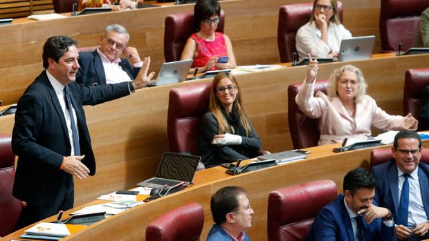 Todos los partidos menos Ciudadanos tramitan la recuperación del derecho civil valenciano