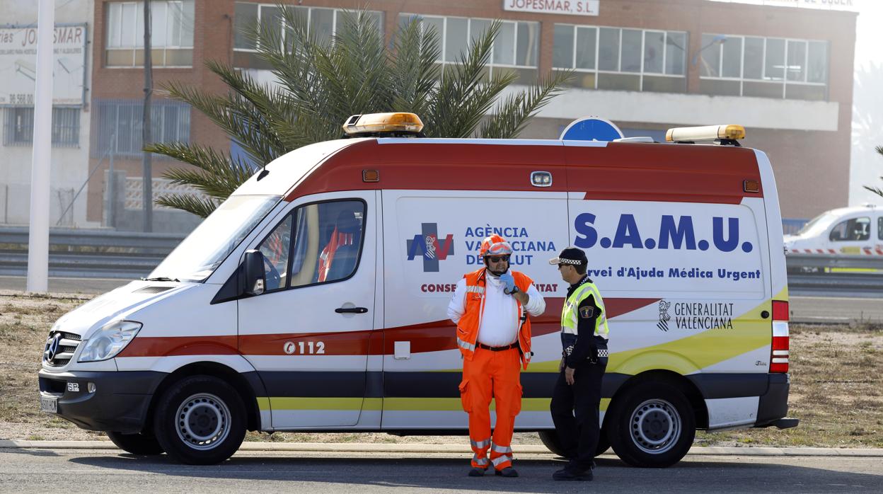 Imagen de archivo de una unidad del SAMU en la provincia de Alicante