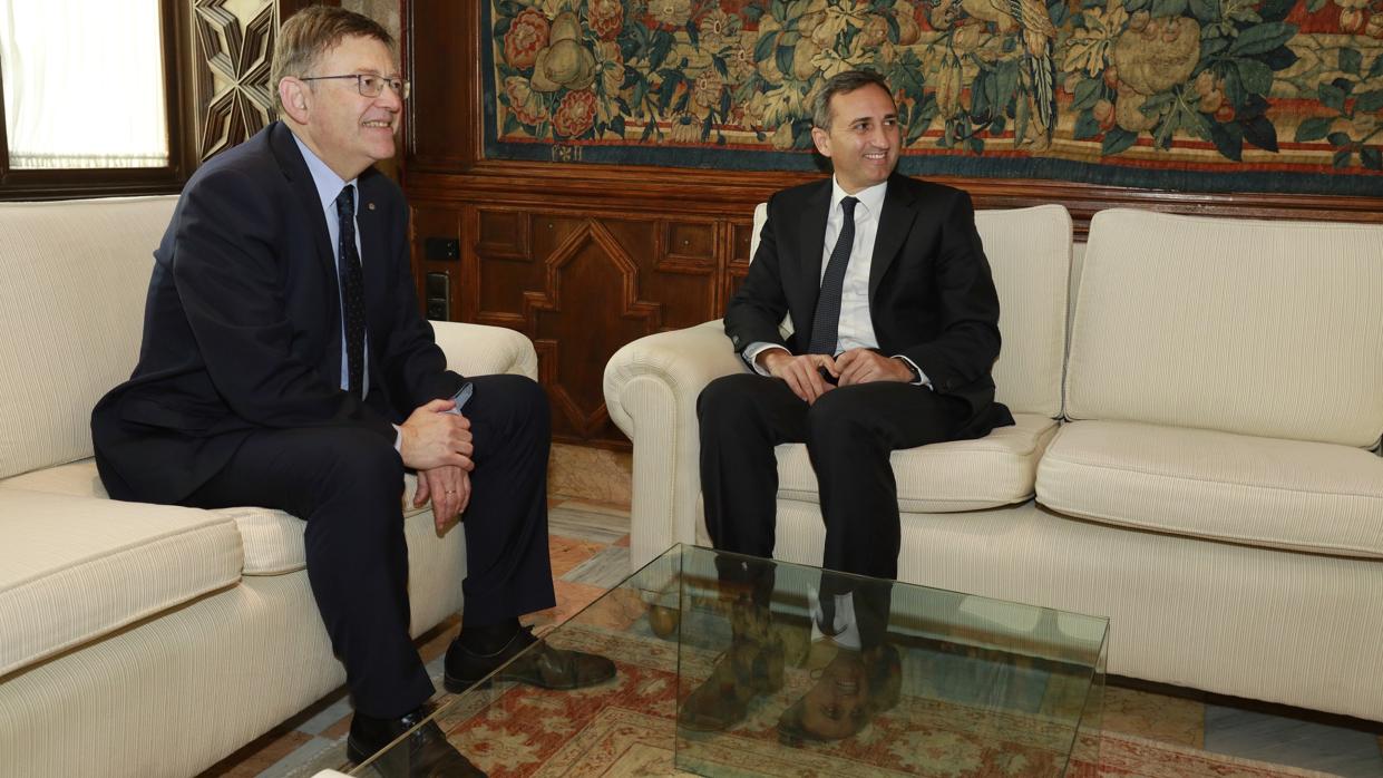 Ximo Puig y César Sánchez en una reunión