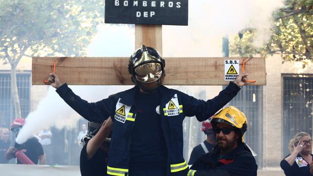 Denuncian el riesgo que soporta Huesca por la precariedad de su parque de bomberos