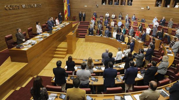 Las Cortes Valencianas zanjan el debate: no publicarán los gastos de los grupos