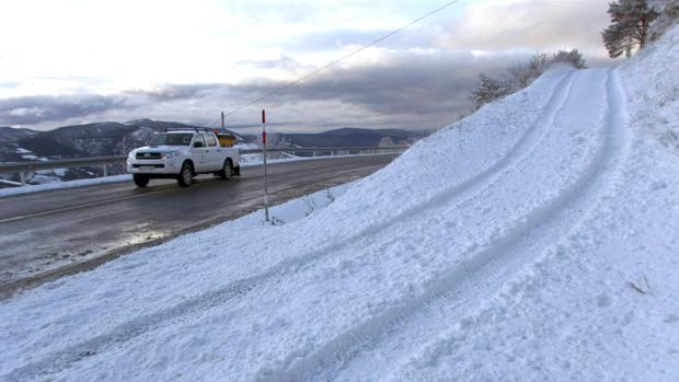 El hielo y la nieve causan medio centenar de incidencias en Galicia