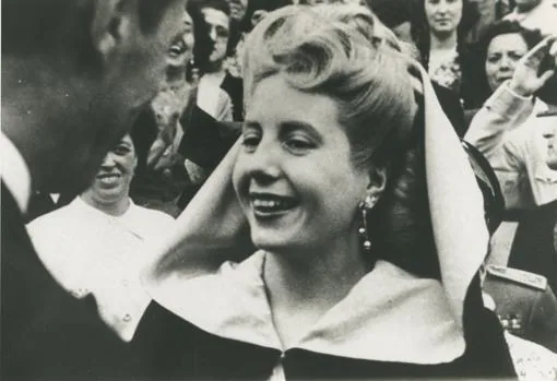 Imagen de Eva Perón tomada durante una visita a España en 1947
