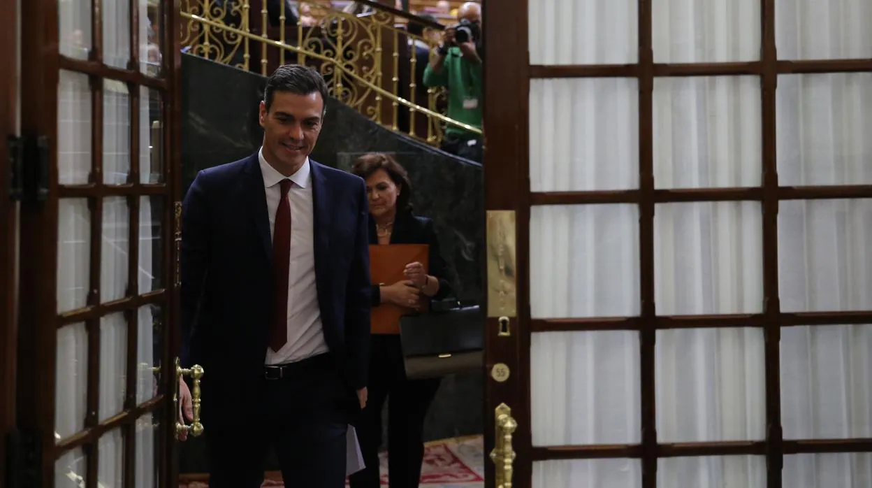 El presidente del Gobierno, Pedro Sánchez, en el Congreso ayer durante la sesión de control al Ejecutivo