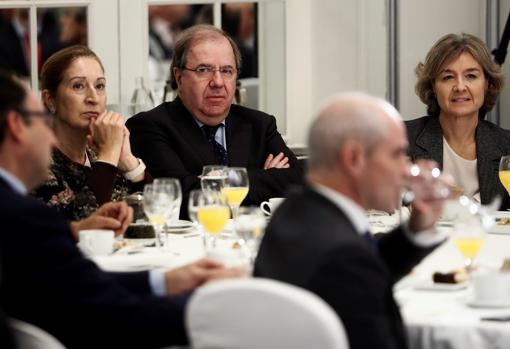 La presidenta del Congreso, Ana Pastor; el presidente de la Junta, Juan Vicente Herrera y la popular Isabel García Tejerina