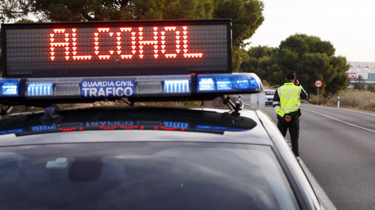 Control de alcoholemia de la Guardia Civil